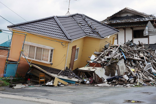 地震1階倒壊・南海トラフ